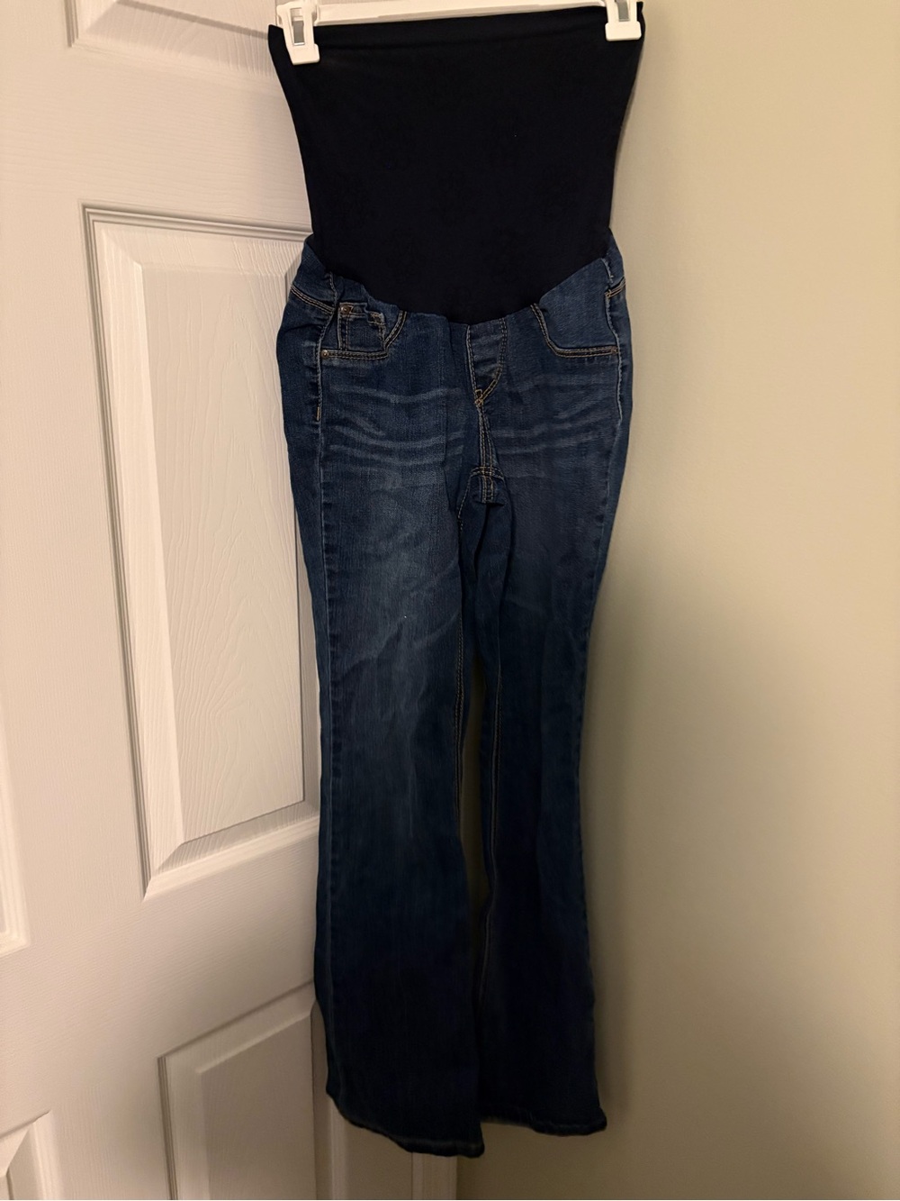 Jessica Simpson maternity jeans- bootcut